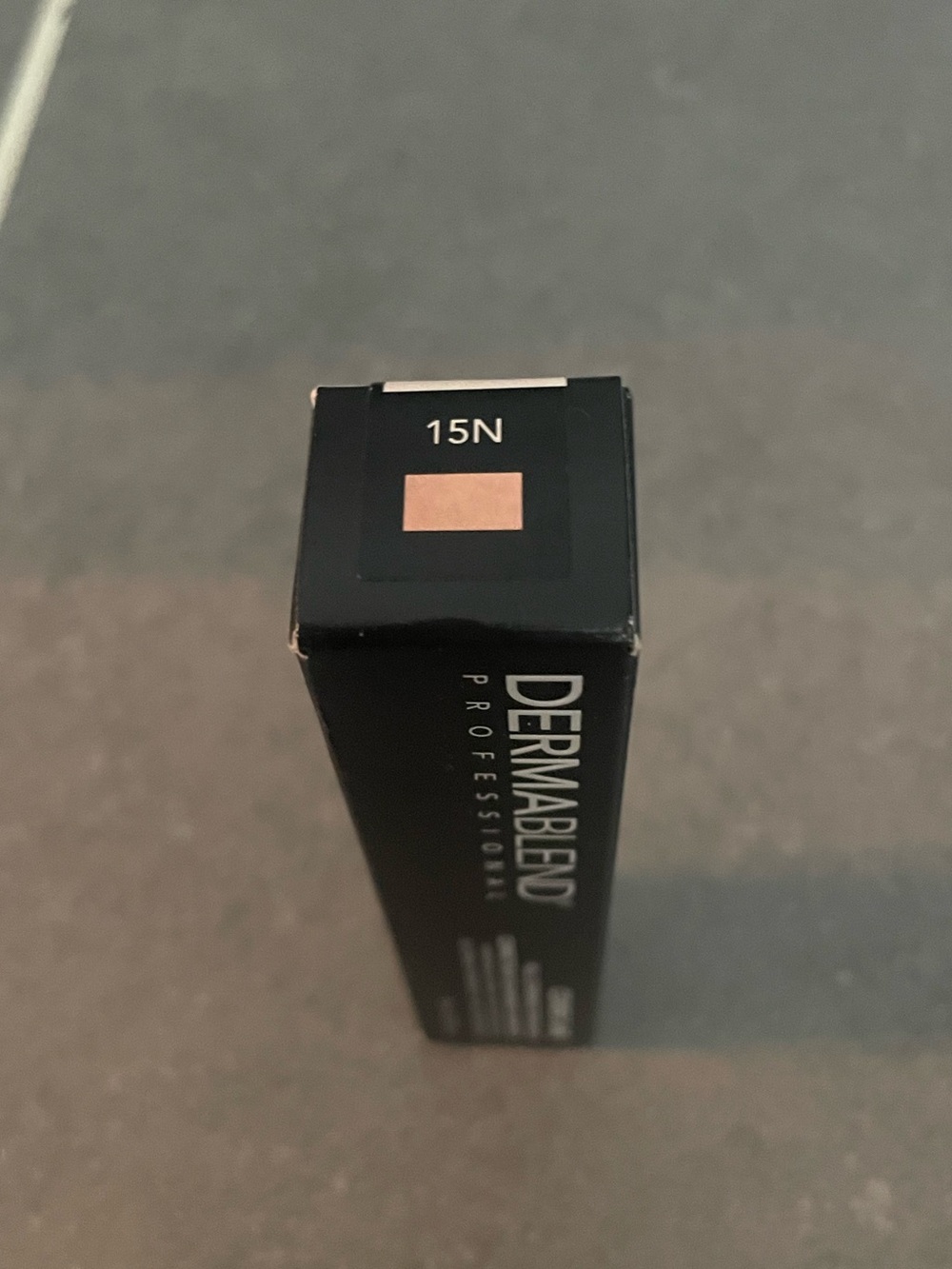 Dermablend Full Coverage Concealer. Shade 15N - Picture 4 of 6